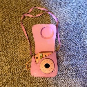 Fujifilm Instax Mini 8 Camera + case!!